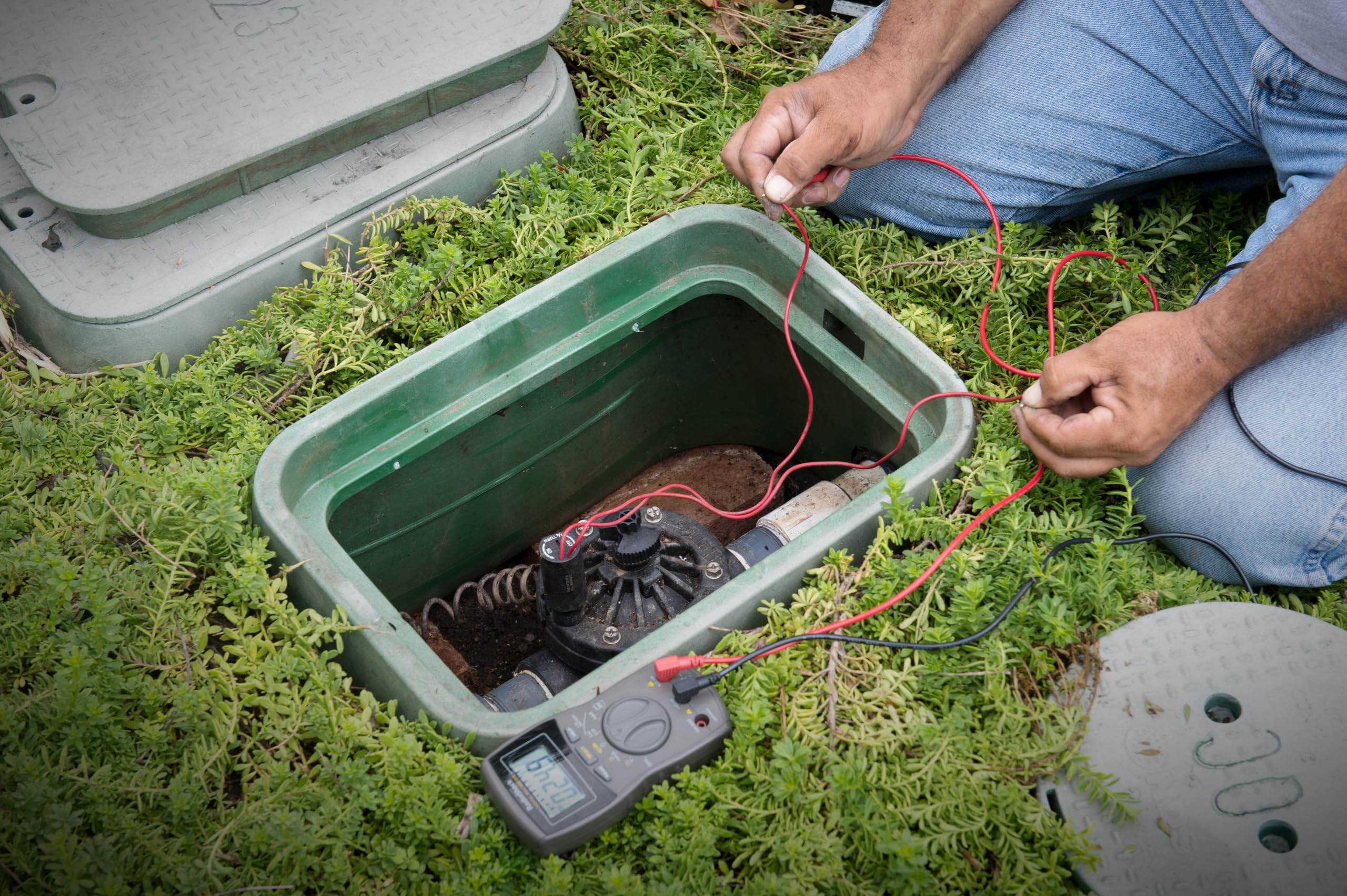 Hunter Industries ICV Valve, 1½" Glass-Filled Nylon Globe Valve with Flow Control and Factory-Installed Filter Sentry Mechanism for ICZ- 151 - Image 3