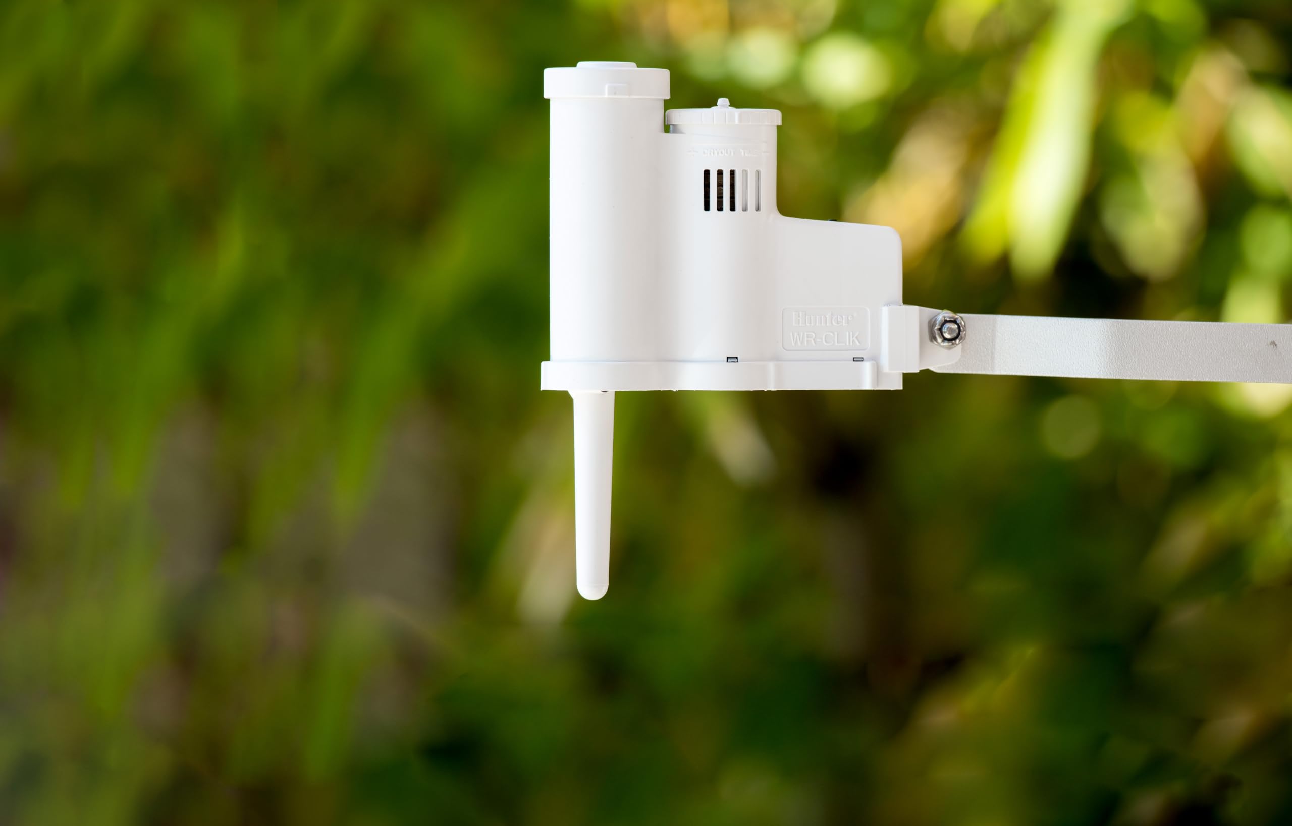 Hunter Rain Clik WRCLIK Wireless Rain Sensor System, Automatic Shutoff for Sprinkler Controllers, Mounts Easily to Gutter or Wall, Compatible with Most Irrigation Controllers - Image 6